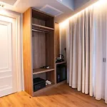 Cosmopolita Boutique 4*
