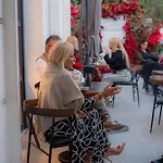 Cosmopolita Boutique