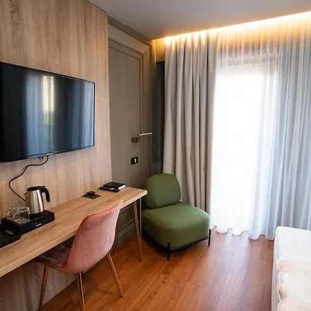 Cosmopolita Boutique Timisoara