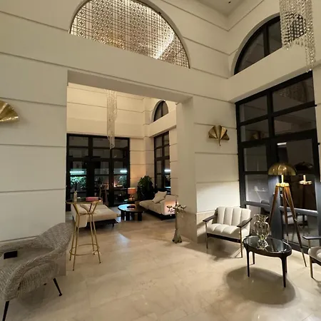 Cosmopolita Boutique 4*