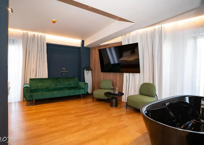 Cosmopolita Boutique 4*