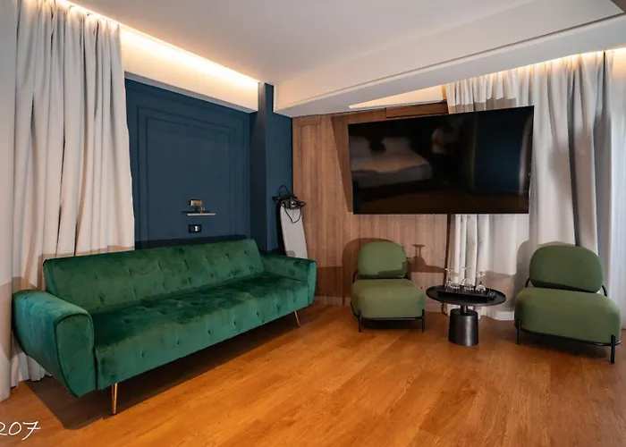 Cosmopolita Boutique Hotel 4*