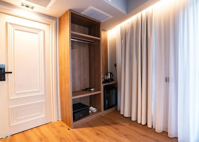 Cosmopolita Boutique 4*