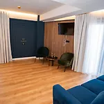 Cosmopolita Boutique Hotel 4*