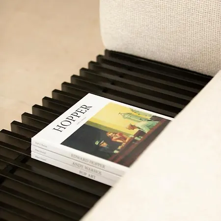 ホテル Cosmopolita Boutique ティミショアラ