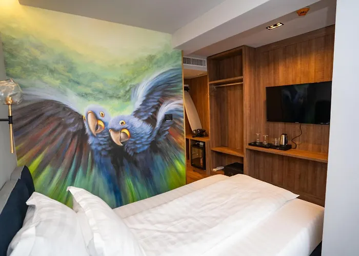 Cosmopolita Boutique Hotel 4*