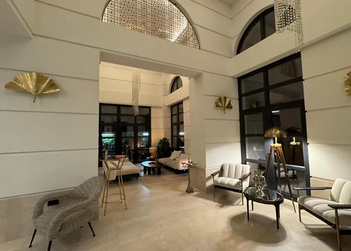 Cosmopolita Boutique 4*